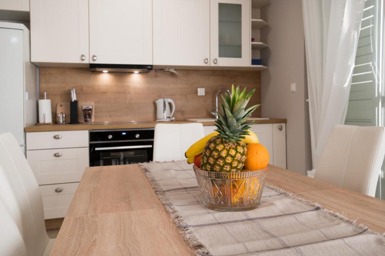 Brand New Aparment With Sea View & Swimming Pool At Ciovo - Villa Fiorentini Трогір Екстер'єр фото